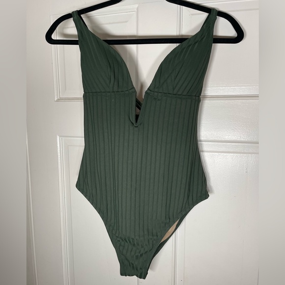 Target Other - Shade & Shore Women’s Dark Green Swimsuit